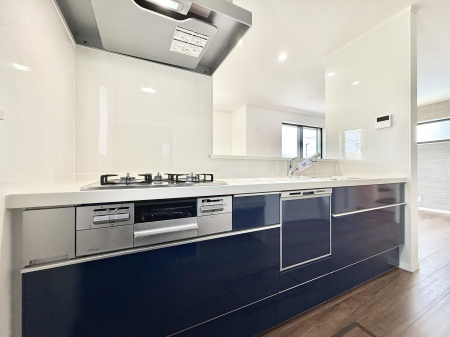 �L�b�`�� �������Ƒ����J��[�߂�A������̂���L�b�`��