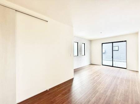 ���r���O ���������R�Ɖ�b�����܂��A�S�n�悢�ЂƂƂ�