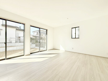 ���r���O �������z�������˂����ޖ��邢LDK  