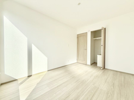 �q������ �������ǂ��ɂȂɂ�u�����y���݂Ȏ����̂�����