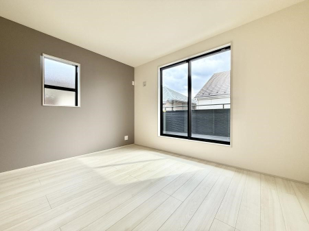 �Q�� �傫�ȑ��͊J����������A���邳�ʕ��o�b�`���ł�