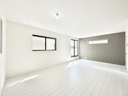 ���r���O ���������났�ƏΊ炪�W�܂�A�S���܂郊�r���O