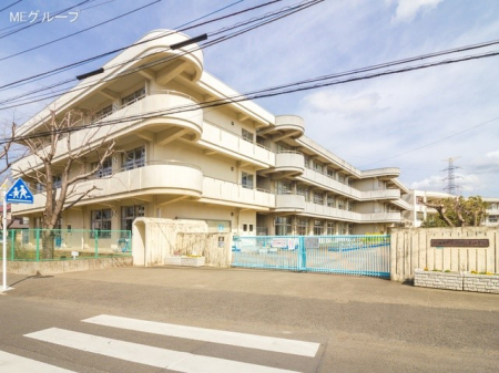 ���ӊ� ���w�Z 500m ���͌��s������ӓ����w�Z