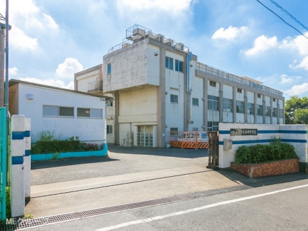 ���ӊ� ���w�Z 1700m �����q�s���R�䒆�w�Z