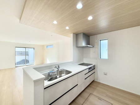 �L�b�`�� ���������y���݂ƐH�ׂ�K����͂���L�b�`��