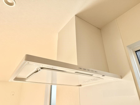 ���̑����� �ݔ����������̏��C����������C��ɗU������A�����I�ɔr�����ł��܂��B