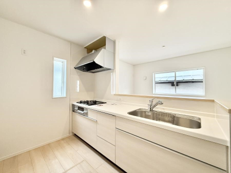 �L�b�`�� ���������y���݂ƐH�ׂ�K����͂���L�b�`��