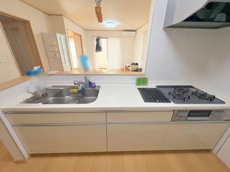 �L�b�`�� ��������b���[�܂�ΖʃL�b�`���I�Ƒ��Ƃ̉�b���͂��݂܂�  