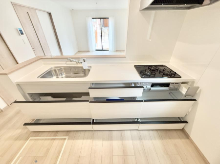 �L�b�`�� L����  ���Ƒ����J��[�߂�A������̂���L�b�`��