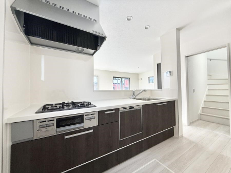 �L�b�`�� �����������������Ɗy�����Ȃ�A���K�ȃL�b�`�����