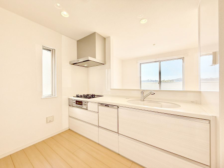 �L�b�`�� ���������y���݂ƐH�ׂ�K����͂���L�b�`��