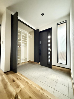 ���� ���������[�͂̍����V���[�Y�{�b�N�X�t�I�@���ւ��L���C�ɕЕt���܂��I  