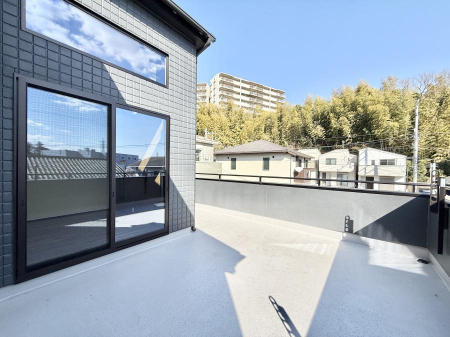 �o���R�j�[ ��������𒭂߂Ȃ���A�ق��ƈꑧ������ʂȋ��