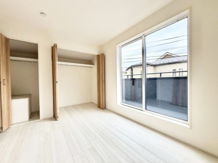 ���̑����� �傫�ȑ��͊J����������A���邳�ʕ��o�b�`���ł�  