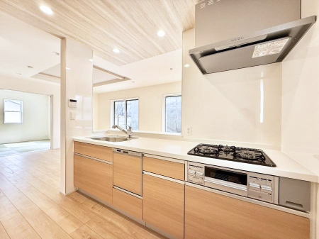 �L�b�`�� ��������b���[�܂�ΖʃL�b�`���I�Ƒ��Ƃ̉�b���͂��݂܂�  