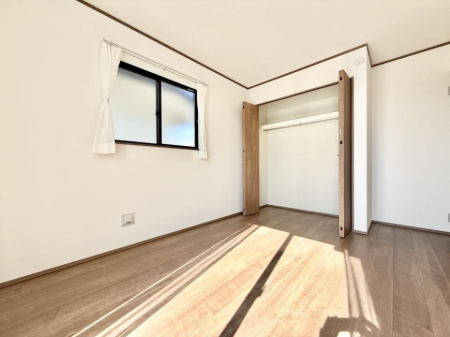 ���̑����� �������傫�Ȏ��[�ŉו����X�b�L���Еt���܂�  