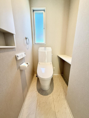 �g�C�� ���邭����������g�C��  