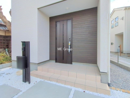 ���� �O�ρ� �V���v���Ŕ������A�Z�܂��̑���ۂ��ʂ錺�ւł�