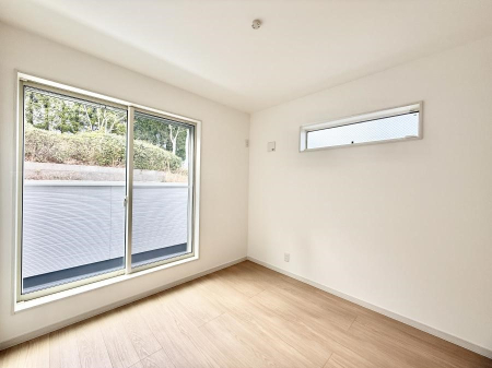 ���̑����� �傫�ȑ��͊J����������A���邳�ʕ��o�b�`���ł�