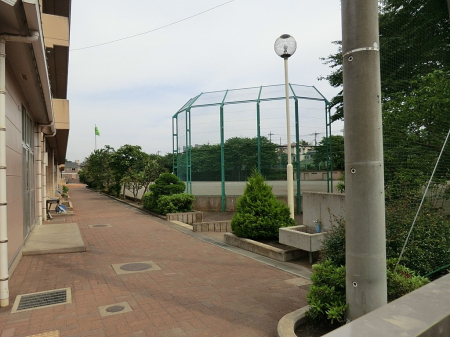 ���ӊ� ���w�Z 400m ���͌��s�������c���w�Z