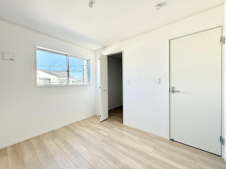 �Q�� ���������̔z�u��ʋC���̗ǂ��݌v�ŕ����̋�C�������炸�A��ɐV�N�ȋ�C������܂�