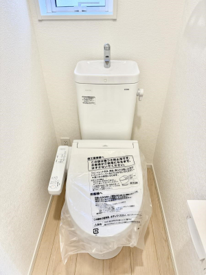 �g�C�� ���邭����������g�C��  