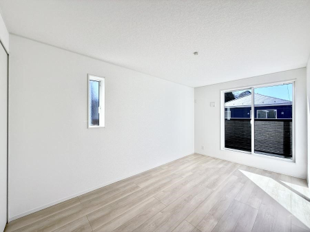 ���̑����� �傫�ȑ��͊J����������A���邳�ʕ��o�b�`���ł�  