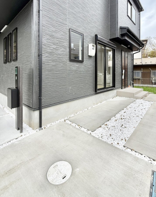 ���� �O�ρ� �V���v���Ŕ������A�Z�܂��̑���ۂ��ʂ錺�ւł�