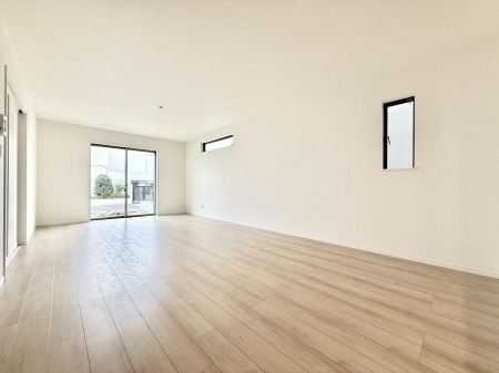 ���r���O ���������R�̌����������݁A���邢��Ԃ��L����܂�