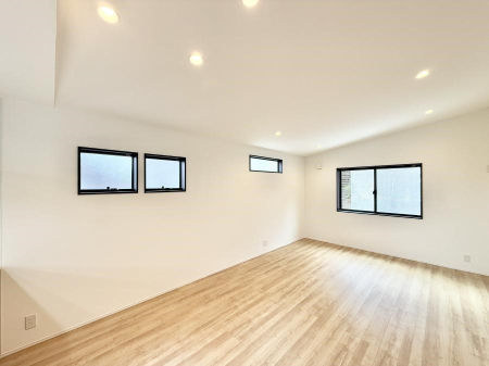 ���r���O �������V���v���������ґ�A��؂Ȑl�Ɖ߂����S���قǂ�����