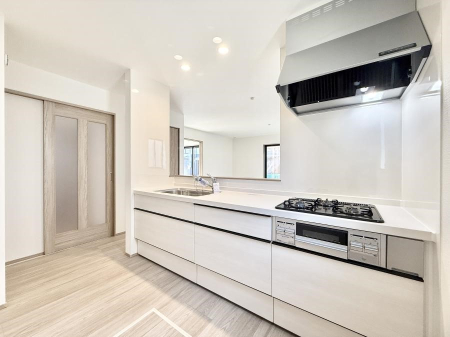 �L�b�`�� ���������[�͖L�x�ȃV�X�e���L�b�`���ł��I