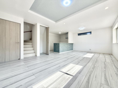 ���r���O �������S���������ꏊ�A�������߂����郊�r���O