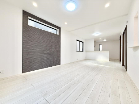 ���r���O ���̊Ԃɂ��Ƒ����W�܂����Ⴄ����ȃ��r���O�����ł����