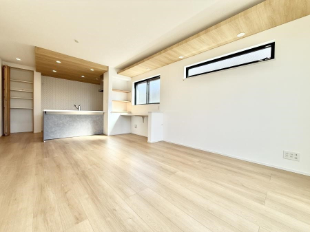 ���r���O ���R�̌����������݁A���邢��Ԃ��L����܂�