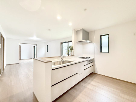 �L�b�`�� ��������b���[�܂�ΖʃL�b�`���I�Ƒ��Ƃ̉�b���͂��݂܂��I  