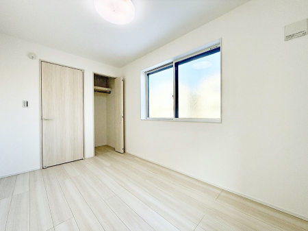 �q������ �������ǂ��ɂȂɂ�u�����y���݂Ȏ����̂�����