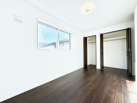 �q������ �������傫�Ȏ��[�ŉו����X�b�L���Еt���܂�  