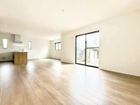 ���̑����� �z�������˂����ޖ��邢LDK�͉Ƒ��ł̂�т芰���܂�