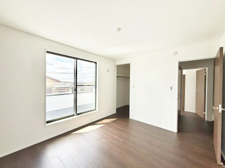 �q������ �������v���C�x�[�g��ԂƂ��ĐÂ��ŗ�������������񋟂��Ă���܂�