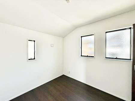 ���̑����� �����������������F�����̂������ŉ��₩�Ȏ��Ԃ��y���߂܂�