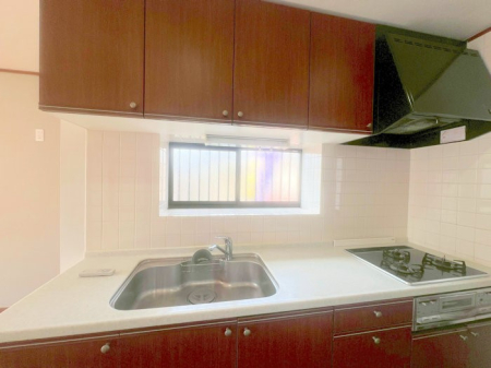 �L�b�`�� �������Ƒ����J��[�߂�A������̂���L�b�`��