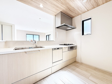 �L�b�`�� ��������b���[�܂�ΖʃL�b�`���I�Ƒ��Ƃ̉�b���͂��݂܂��I  