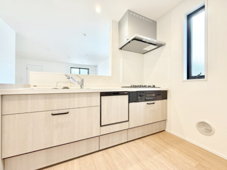 �L�b�`�� �������Ƒ��ƂȂ���A�R�~���j�P�[�V�����̏�