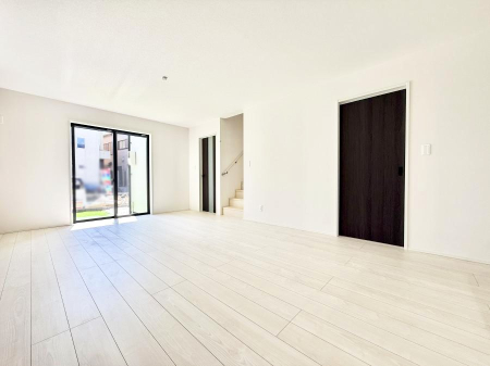 ���̑����� ���������r���O�C���K�i���̗p�I�R�~���j�P�[�V���������₷���ł���  