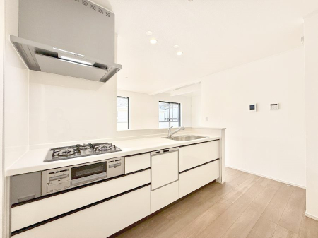 �L�b�`�� �������V���v���Ŕ������S�n�悢���Ԃ𐶂ރL�b�`�����