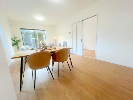 ���r���O �������C���e���A���l����̂��y���݂ȍL�����r���O�ł��I