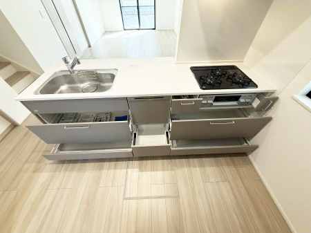 �L�b�`�� �������Ƒ����J��[�߂�A������̂���L�b�`��