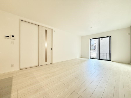 ���r���O ���������R�Ɖ�b�����܂��A�S�n�悢�ЂƂƂ�