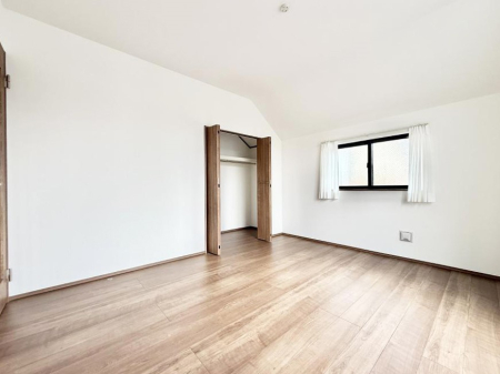 �q������ �������L���N���[�[�b�g�A���[�͑��������������ł��ˁI  