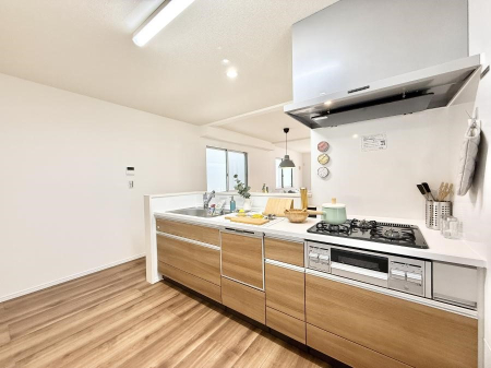 �L�b�`�� �������V���v���Ŕ������S�n�悢���Ԃ𐶂ރL�b�`�����